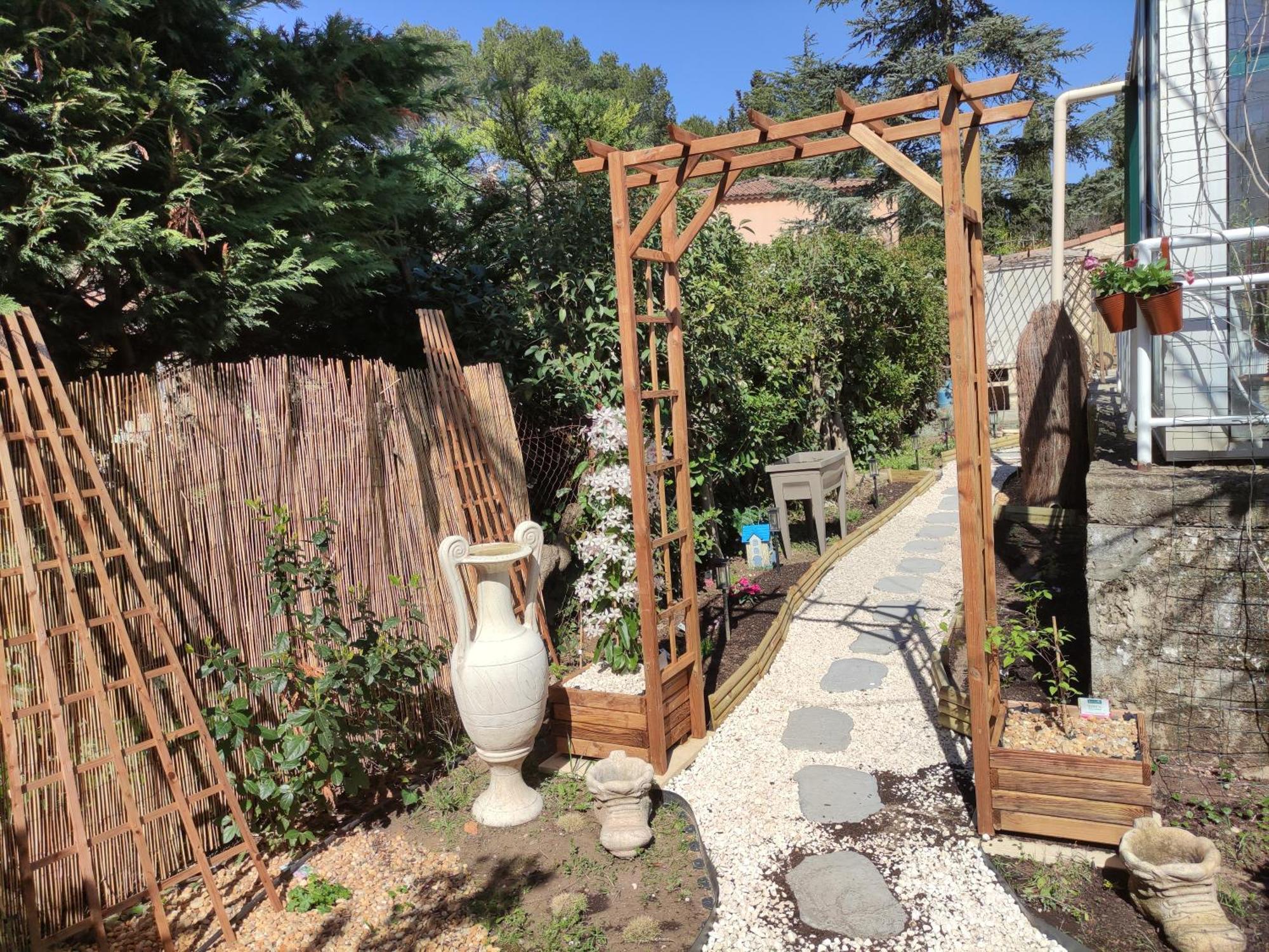 Le Jardin Des Rocailles - Villa 4 Chambres Climatisee Avec Piscine A Deux Pas D'Avignon Villeneuve-lès-Avignon Kültér fotó