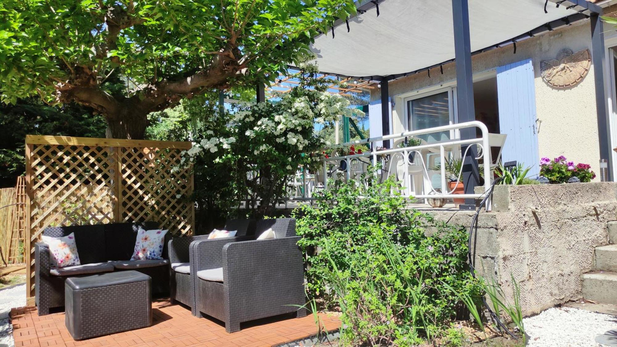 Le Jardin Des Rocailles - Villa 4 Chambres Climatisee Avec Piscine A Deux Pas D'Avignon Villeneuve-lès-Avignon Kültér fotó