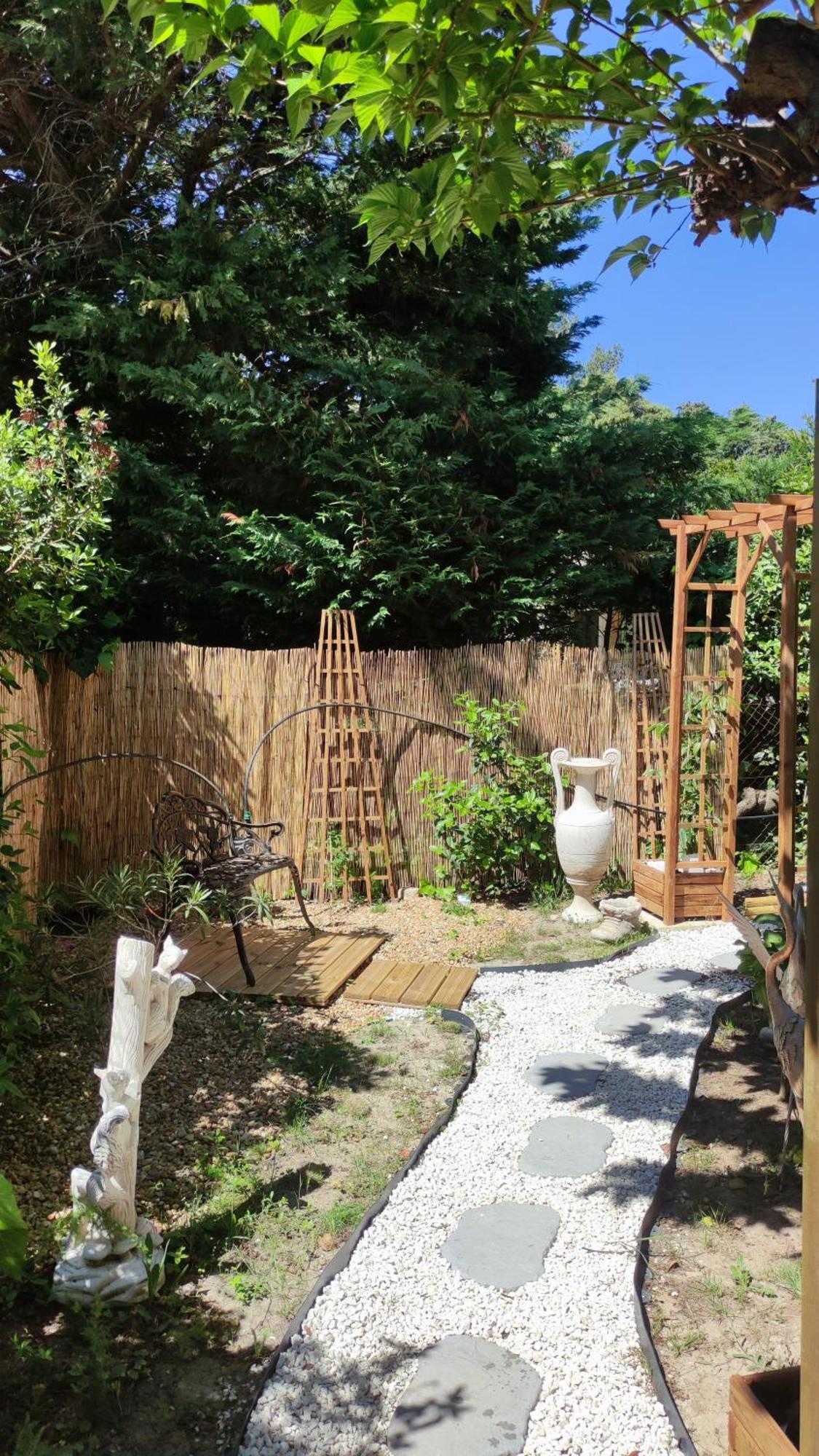 Le Jardin Des Rocailles - Villa 4 Chambres Climatisee Avec Piscine A Deux Pas D'Avignon Villeneuve-lès-Avignon Kültér fotó